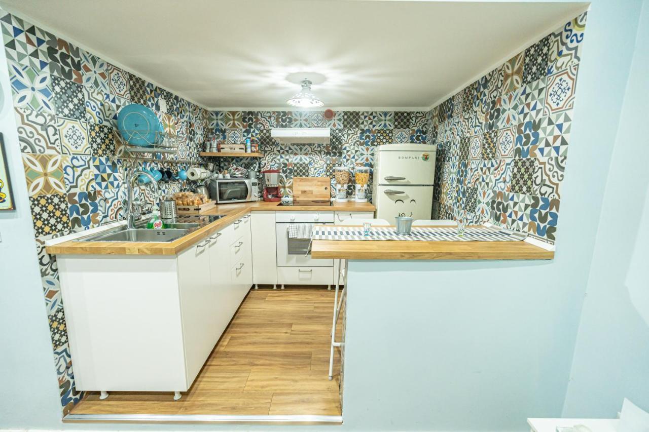 Casa Vacanze Decumano 17 Napoli Exterior foto